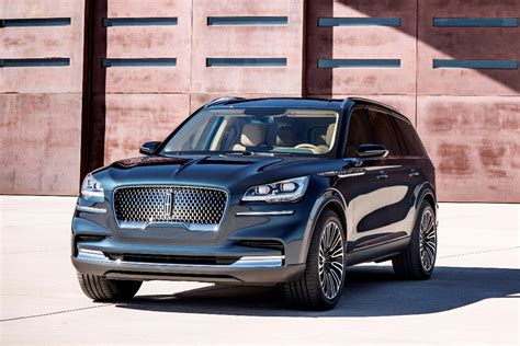 Advanced technology in 2022 Lincoln Aviator